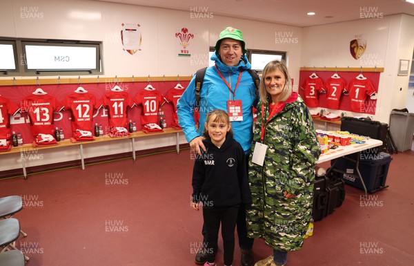 300923 - Wales Women v USA Women, International Test Match - Match mascot in the players changing room