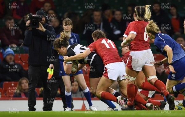 301119 - Wales Women v Barbarians Women - International Rugby - Ariana Hira of Barbarians scores try