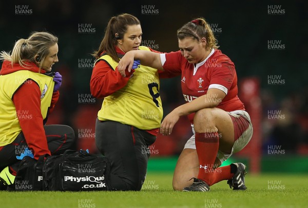 301119 - Wales Women v Women Barbarians - Gwenllian Pyrs of Wales goes off injured