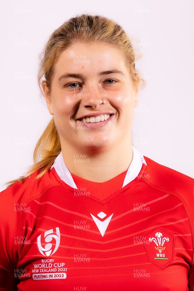 130922 - Wales Women World Cup Squad Portraits - Bethan Lewis