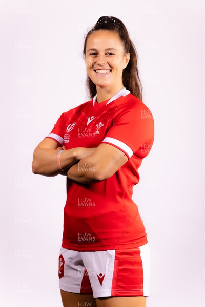 130922 - Wales Women World Cup Squad Portraits - Ffion Lewis