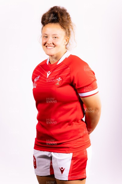 130922 - Wales Women World Cup Squad Portraits - Lleucu George