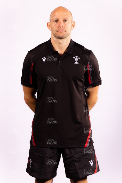 130922 - Wales Women World Cup Squad Portraits - Richard Whiffin