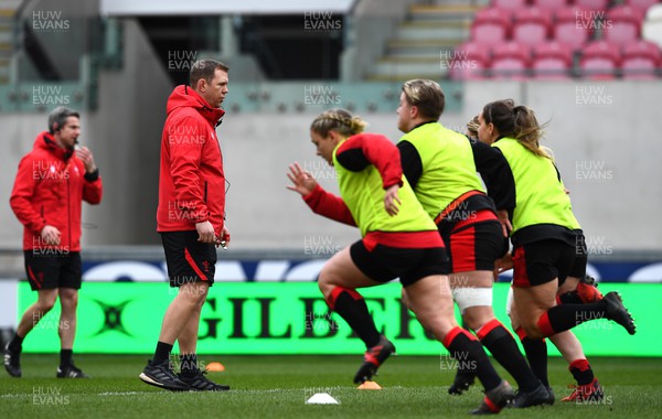 120322 - Wales Women XV v USA Falcons - Friendly Rugby International - Ioan Cunningham during the warm up