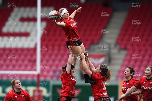 120322 - Wales Women XV v USA Falcons - Alisha Butchers of Wales