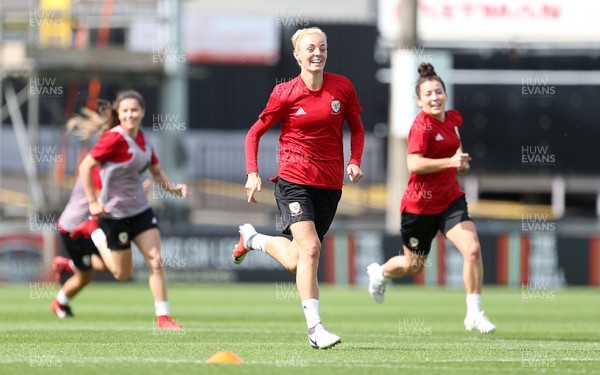 300818 - Wales Women Football Training - Sophie Ingle during training