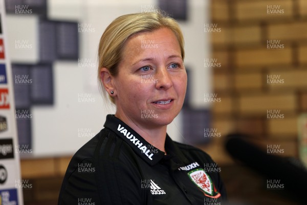 110618 - Wales Women Football Training - Wales Manager Jayne Ludlow