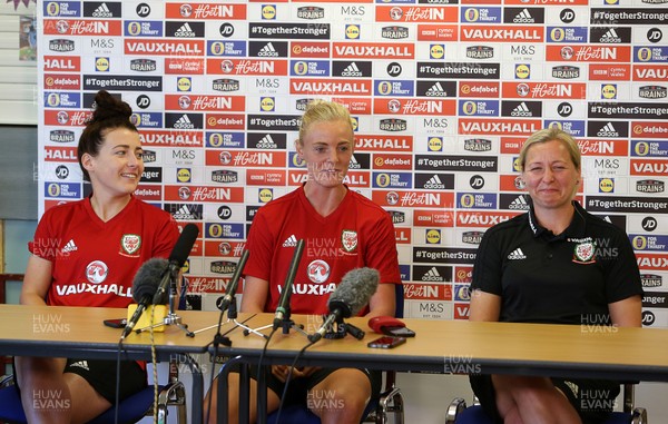110618 - Wales Women Football Training - Angharad James, Sophie Ingle and Manager Jayne Ludlow