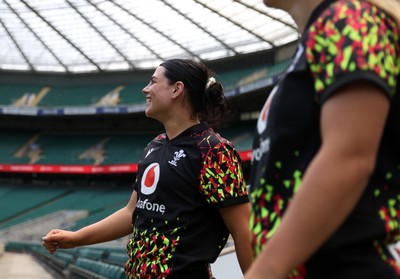 260626 - Wales Womens Rugby Captains Run at Twickenham ahead of their game against the Barbarians tomorrow - Lucy Isaac