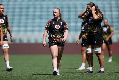 260626 - Wales Womens Rugby Captains Run at Twickenham ahead of their game against the Barbarians tomorrow - Seren Lockwood