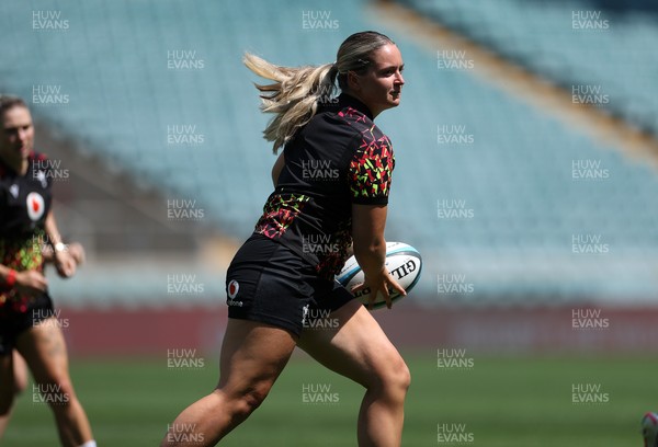 260626 - Wales Womens Rugby Captains Run at Twickenham ahead of their game against the Barbarians tomorrow - Freya Bell