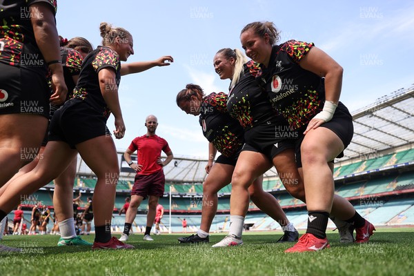 260626 - Wales Womens Rugby Captains Run at Twickenham ahead of their game against the Barbarians tomorrow - Kelsey Jones