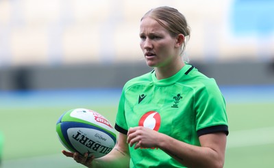 250926 Wales Women Captain’s Run - during Captains Run at Cardiff Arms Park ahead of the WXV match against the USA