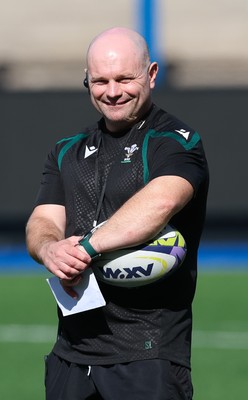 250926 Wales Women Captain’s Run - Sean Lynn, Wales Head coach during Captains Run at Cardiff Arms Park ahead of the WXV match against the USA