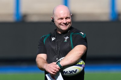250926 Wales Women Captain’s Run - Sean Lynn, Wales Head coach during Captains Run at Cardiff Arms Park ahead of the WXV match against the USA