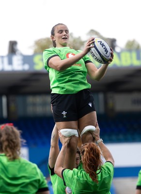 250926 Wales Women Captain’s Run - Branwen Metcalfe during Captains Run at Cardiff Arms Park ahead of the WXV match against the USA
