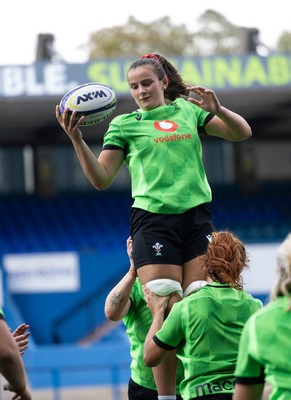 250926 Wales Women Captain’s Run - Branwen Metcalfe during Captains Run at Cardiff Arms Park ahead of the WXV match against the USA