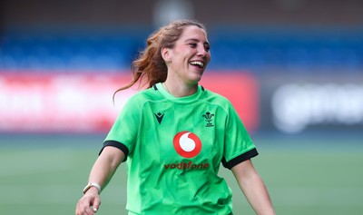 250926 Wales Women Captain’s Run - Georgia Evans during Captains Run at Cardiff Arms Park ahead of the WXV match against the USA