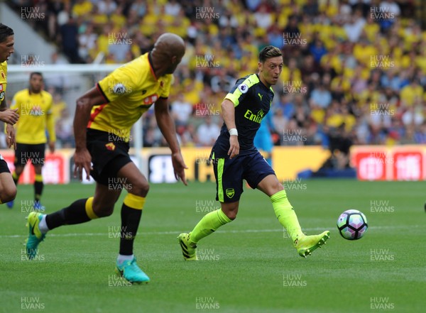 270816 - Watford V Arsenal - PremiershipMesut Ozil on the ball for Arsenal