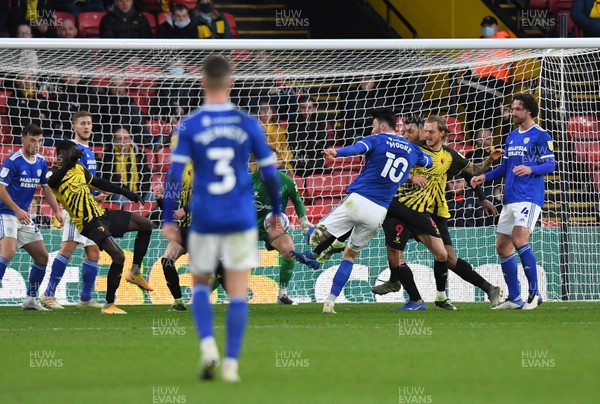 051220 - Watford v Cardiff City - Sky Bet Championship - Kieffer Moore of Cardiff City scores the opening goal 