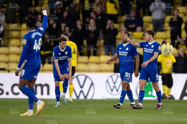 190423 - Watford v Cardiff City - Sky Bet League Championship - Cardiff City squad look on dejected