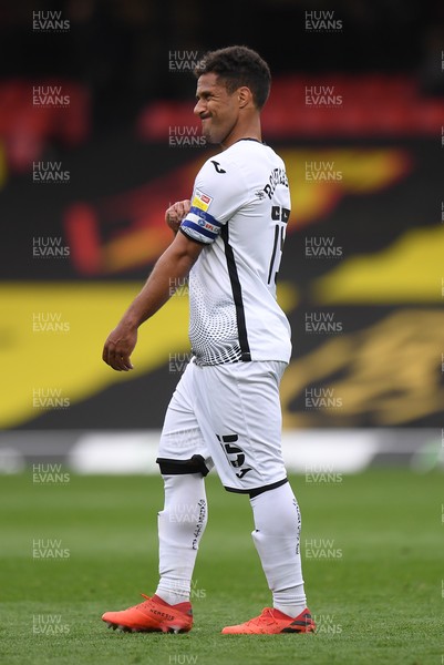 080521 - Watford v Swansea City - Sky Bet Championship - Wayne Routledge of Swansea City dejected at the final whistle
