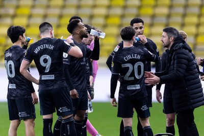 120325 - Watford v Swansea City - Sky Bet League Championship - Alan Sheehan manager of Swansea City speaks with the players