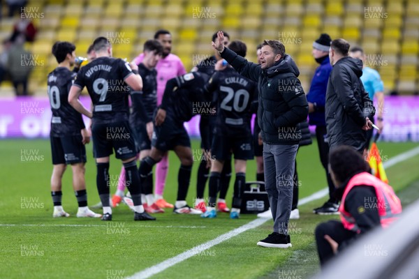 120325 - Watford v Swansea City - Sky Bet League Championship - Tom Cleverley manager of Watford gives instructions