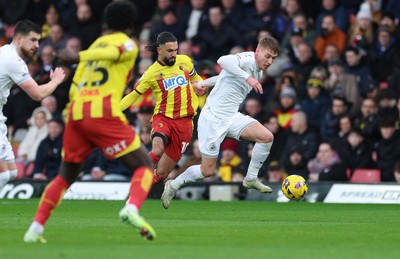 310126 - Watford v Swansea City, EFL Sky Bet Championship - Jay Fulton of Swansea City plays the ball forward