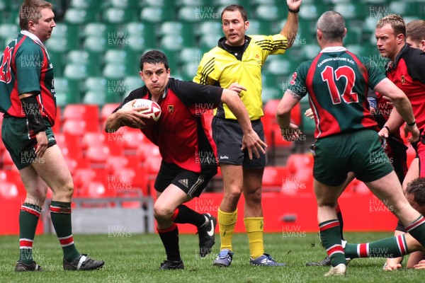 18.04.09 Wattstown RFC. v Camrbrian Welfare RFC.  Worthington Cup Final. Ian Jones exploits a gap as he takes a quick penalty. 