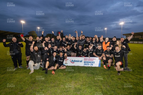 060526 - Wattstown v Ynysybwl - Mid District Division Two Cup Final - Admiral National League Two East Central Trophy Presentation - 