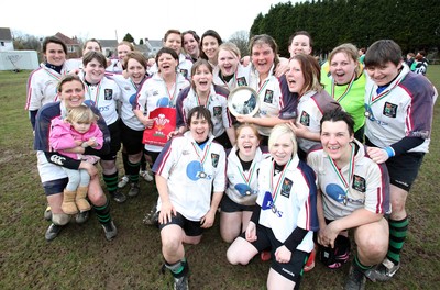 28.03.10 ... Waunarlwydd v Seven Sisters, WRU Women's National Plate Final 2009-10. -  Waunarlwydd players celebrate  