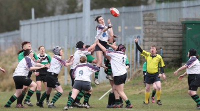 28.03.10 ... Waunarlwydd v Seven Sisters, WRU Women's National Plate Final 2009-10. -  Action from the plate final between Waunarlwydd (white shirts) and Seven Sisters 