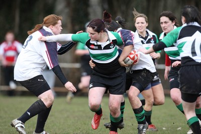 28.03.10 ... Waunarlwydd v Seven Sisters, WRU Women's National Plate Final 2009-10. -  Action from the plate final between Waunarlwydd (white shirts) and Seven Sisters 