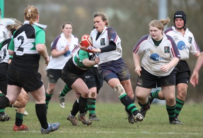 28.03.10 ... Waunarlwydd v Seven Sisters, WRU Women's National Plate Final 2009-10. -  Action from the plate final between Waunarlwydd (white shirts) and Seven Sisters 