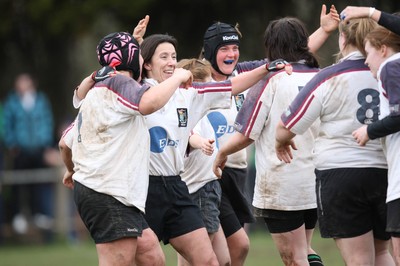 28.03.10 ... Waunarlwydd v Seven Sisters, WRU Women's National Plate Final 2009-10. -  Waunarlwydd players celebrate as the final whistle is blown 