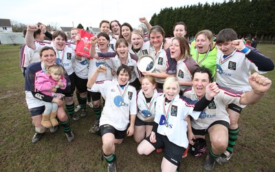 28.03.10 ... Waunarlwydd v Seven Sisters, WRU Women's National Plate Final 2009-10. -  Waunarlwydd players celebrate  