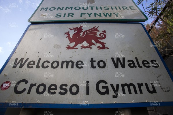 151020 - Picture the Welcome to Wales sign on the border in Chepstow, the day after the Welsh Government announced it intends to ban people visiting from coronavirus hotspots in England