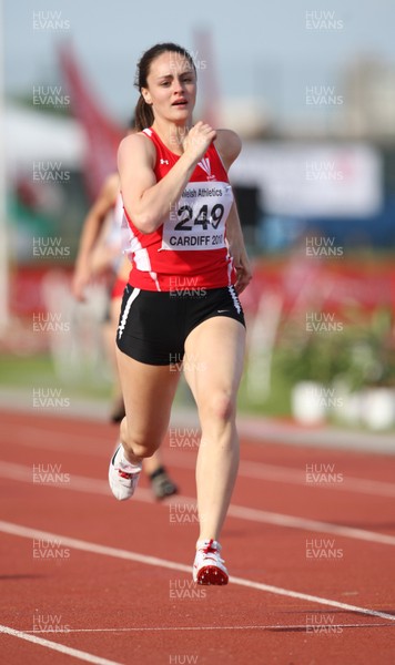 12.06.10.. Welsh Athletics Championships 2010 -  Laura Maddox races away to win the Senior Womens 400m 