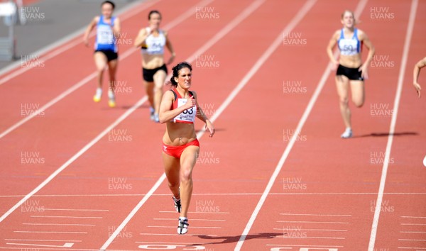 18.06.11 - Welsh Athletics Championships 2011 - Rebecca Williams takes part in the women's 400 meter final. 