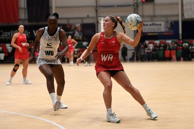 221125 - Welsh Feathers v Zimbabwe Gems - International Netball Match - Bethan Dyke of Wales