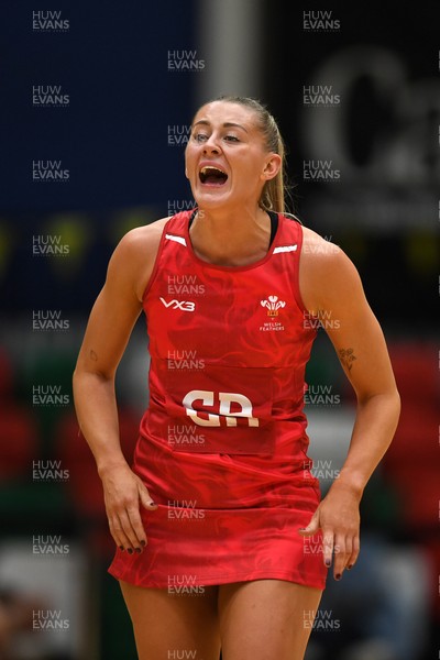 221125 - Welsh Feathers v Zimbabwe Gems - International Netball Match - Phillipa Yarranton of Wales