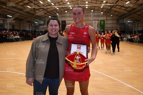 221125 - Welsh Feathers v Zimbabwe Gems - International Netball Match - Ellie Blackwell of Wales gets her first cap