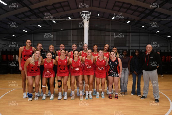 221125 - Welsh Feathers v Zimbabwe Gems - International Netball Match - Wales team picture