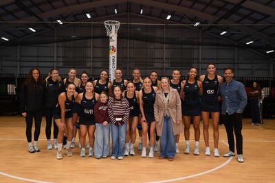 231125 - Welsh Feathers v Zimbabwe Gems - International Netball Match - Wales team picture