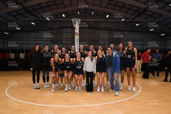 231125 - Welsh Feathers v Zimbabwe Gems - International Netball Match - Wales team picture