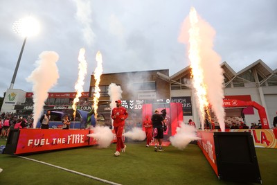 250726 - Welsh Fire v MI London - The Hundred - Welsh Fire run out onto the field