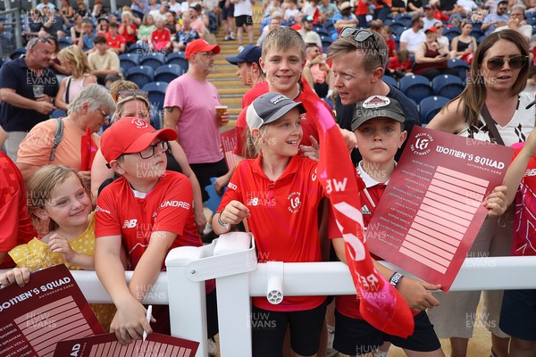 030826 - Welsh Fire v Southern Brave - The Hundred - Fans