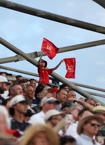 030826 - Welsh Fire v Southern Brave - The Hundred - Fans