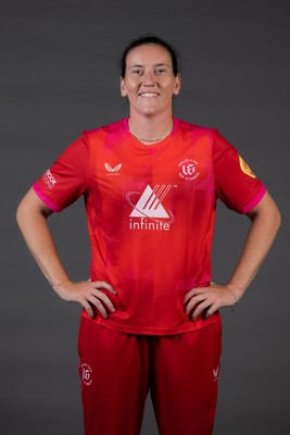 190726 - Welsh Fire Women Squad Portraits -  Em Arlott